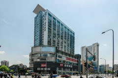 <b>项目设想融合现代建建气概取成都本土文化</b>